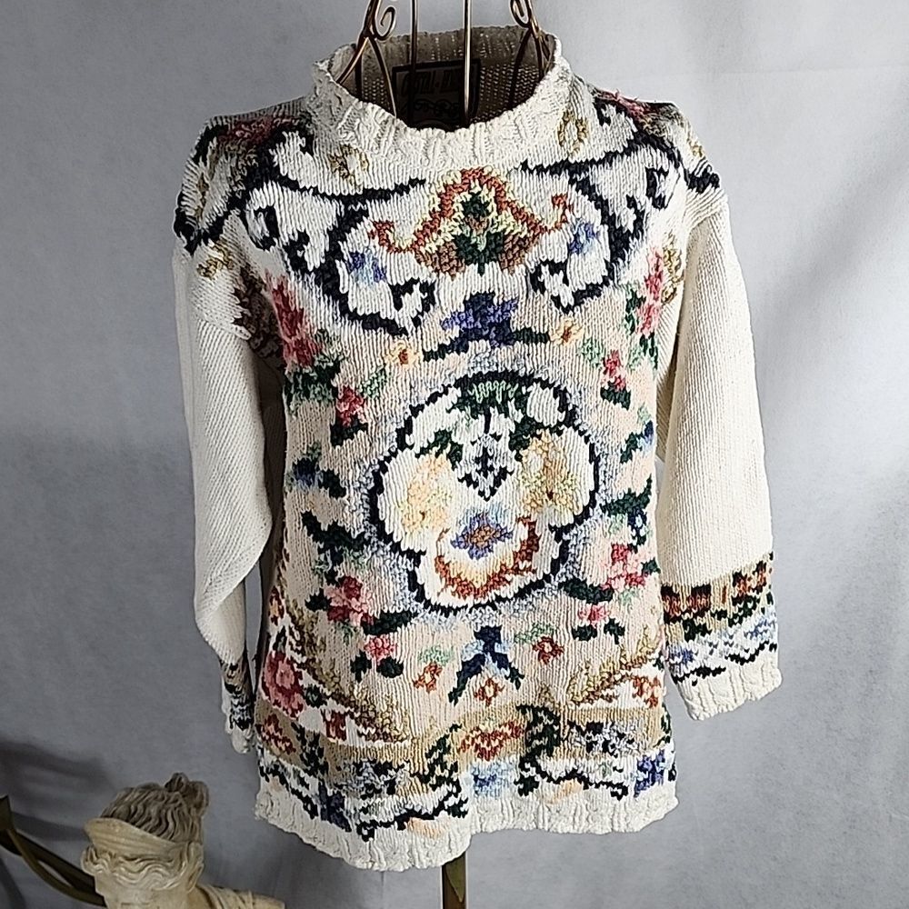 Vintage 90's Tapestry Crystal - Kobe Floral Knit Sweater